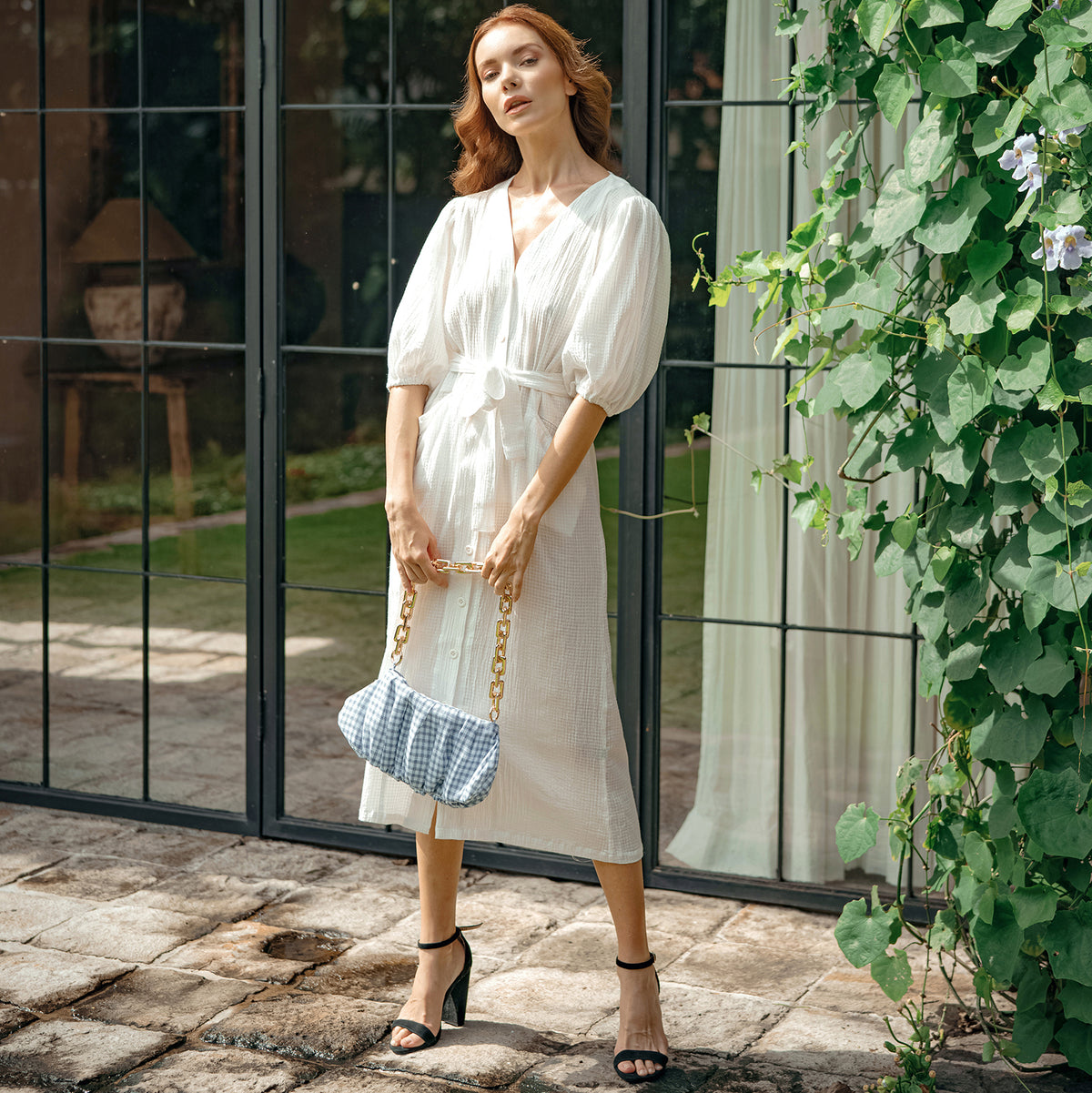 Robe midi froissée Meghan, en blanc cassé