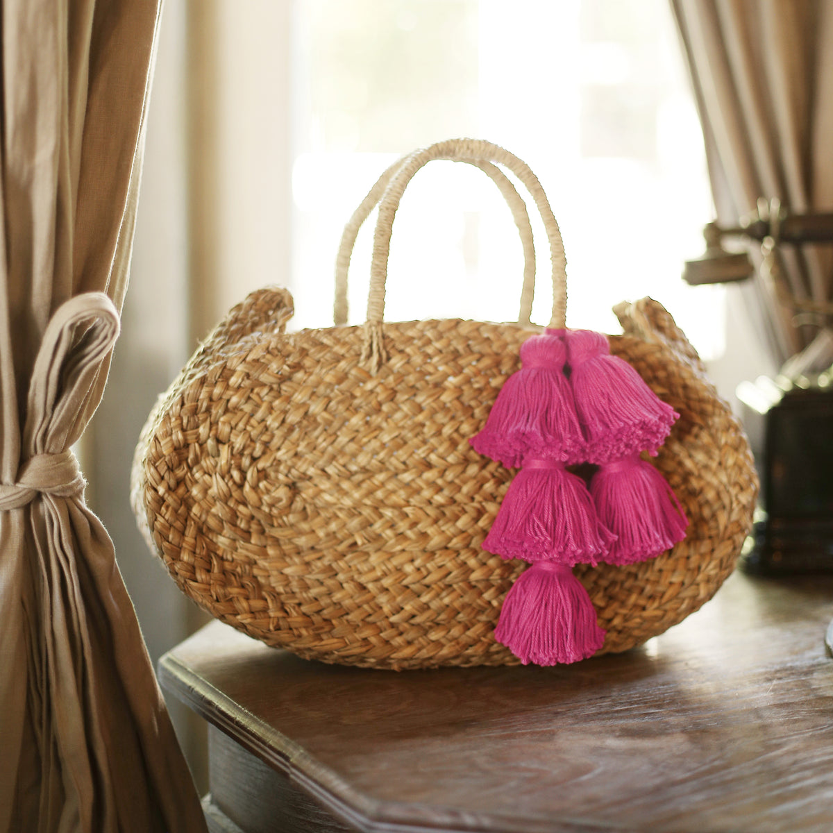 Oval Luna Straw Beach Tote bag with Shocking Pink Tassels