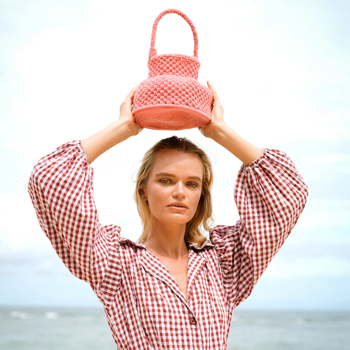 Petite Naga Macrame basket bucket beach woven bag in pink